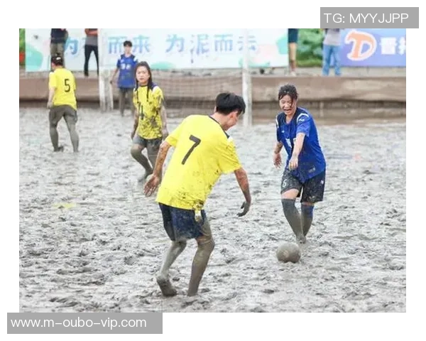 泥足球袜的魅力与实用性探讨让运动与时尚完美结合